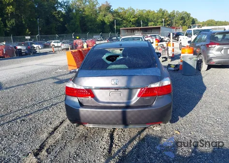 2015 Honda Accord Ex-L V-6 z USA, uszkodzony, nr VIN 1HGCR3F84FA023593